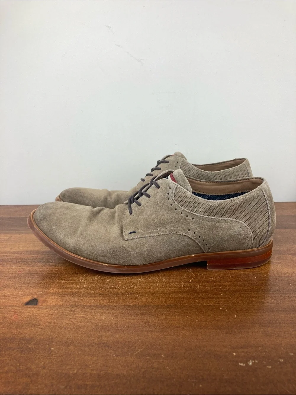 Fairlane Suede Derby Dress Shoes Taupe Lace Up Men’s Size 11.